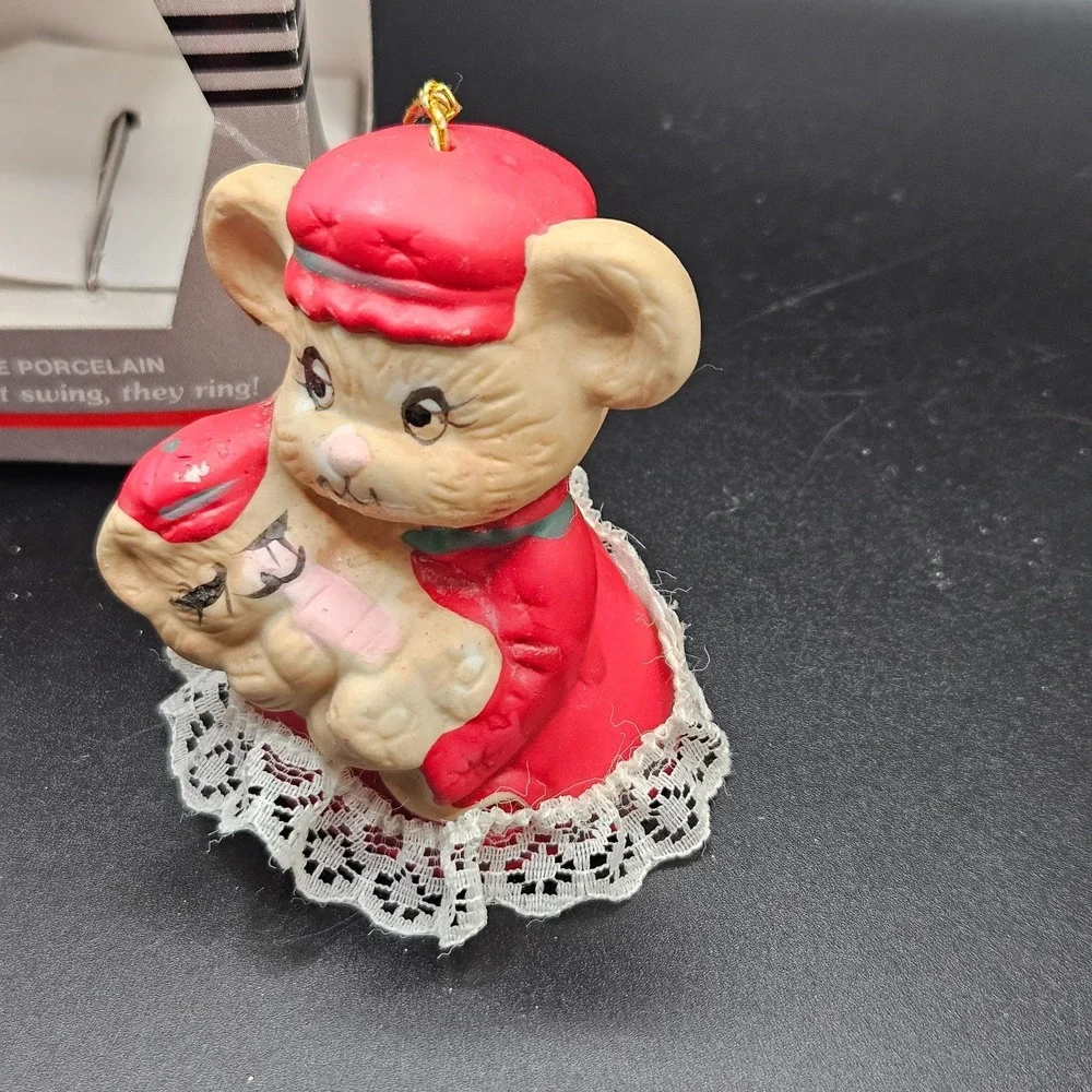 Vintage Chiming Critters Mouse Holding Baby Christmas Ornament Lace Trim 3